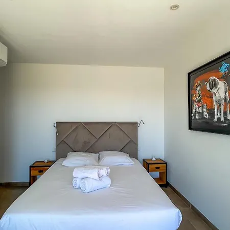 וילה Tres Belle Neuve Vue Avec Piscine Chauffee