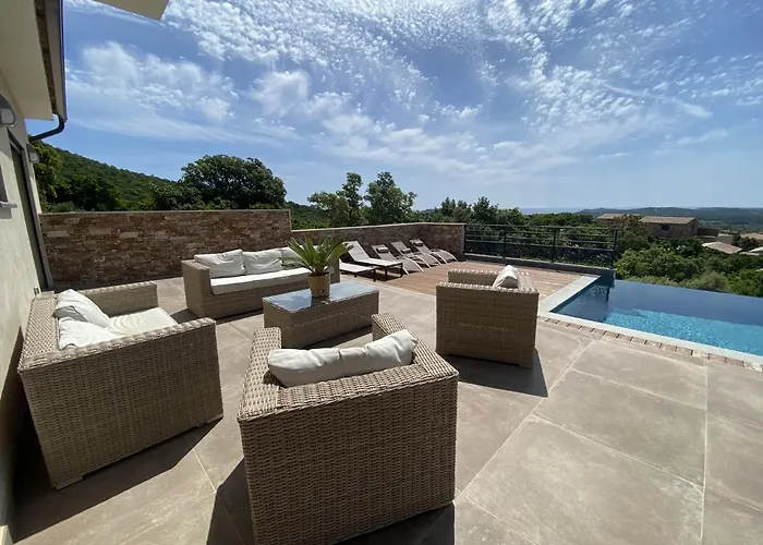 Villa Tres Belle Neuve Vue Avec Piscine Chauffee Sainte-Lucie de Porto-Vecchio