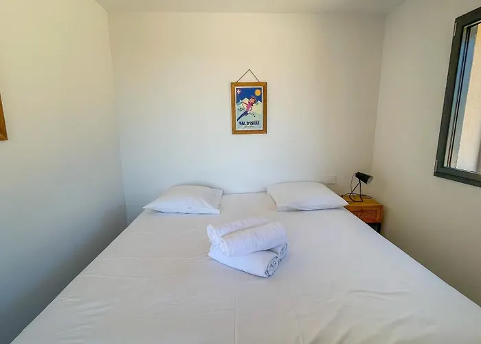 Tres Belle Neuve Vue Avec Piscine Chauffee Sainte-Lucie de Porto-Vecchio