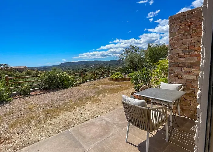 Tres Belle Neuve Vue Avec Piscine Chauffee *