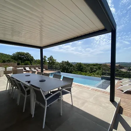 Tres Belle Neuve Vue Avec Piscine Chauffee Villa
