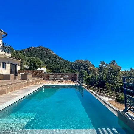 Tres Belle Neuve Vue Avec Piscine Chauffee Villa Sainte-Lucie-de-Porto-Vecchio