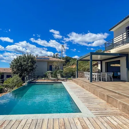 Tres Belle Neuve Vue Avec Piscine Chauffee Sainte-Lucie-de-Porto-Vecchio