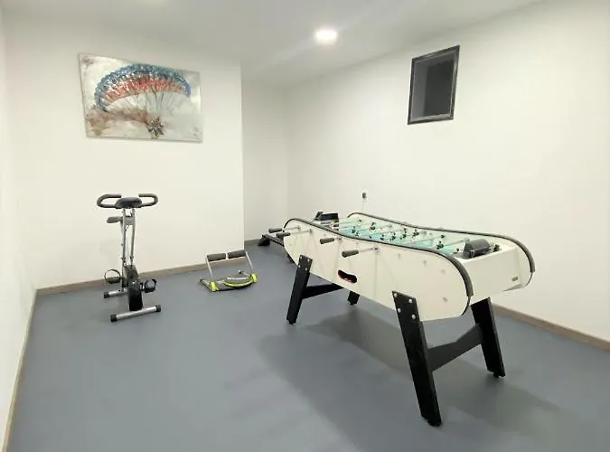 Tres Belle Neuve Vue Avec Piscine Chauffee *