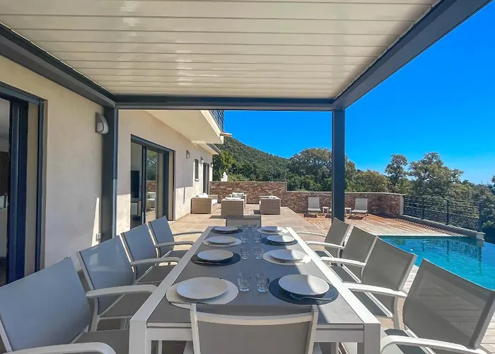 Villa Tres Belle Neuve Vue Avec Piscine Chauffee