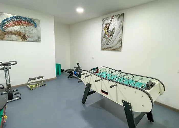 Tres Belle Neuve Vue Avec Piscine Chauffee Villa