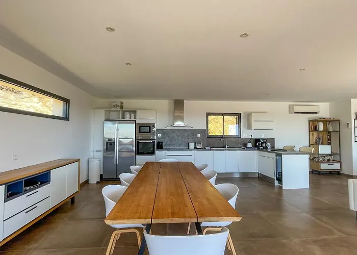 Villa Tres Belle Neuve Vue Avec Piscine Chauffee Sainte-Lucie de Porto-Vecchio